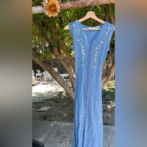 Vintage 90’s Avanti Blue Denim Dress with Floral Accents